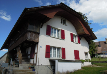 Seedorf - Wohnhaus mit Scheune & Garage